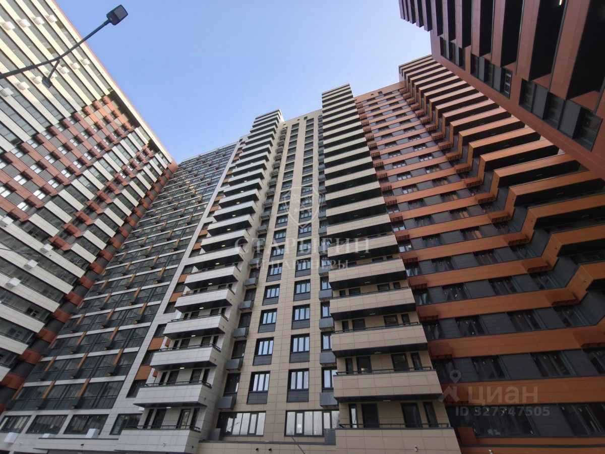 Продажа 3-комн квартиры на вторичном рынке Новогиреевская улица, 5Ак2