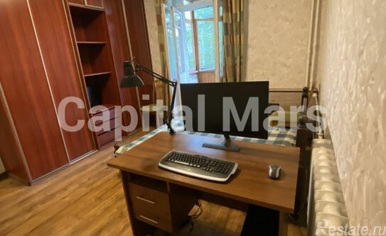 Аренда 3-комн квартиры на вторичном рынке Стрельбищенский пер,  д. 26/9