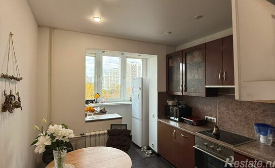 Продажа 2-комн квартиры на вторичном рынке Филёвский бульвар,  д. 17