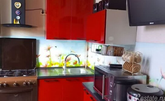 Продажа 3-комн квартиры на вторичном рынке Колпинское шоссе,  д. 45