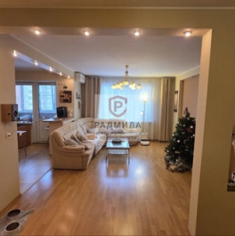 Продажа 3-комн квартиры на вторичном рынке Сергиев Посад, пр-кт Красной Армии,  д. 218