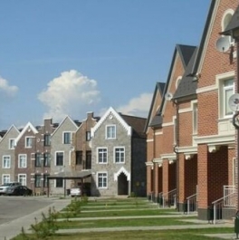 Продажа 3-комн квартиры на вторичном рынке Троицк г, 2-я Изумрудная ул,  д. 3,  к. 1