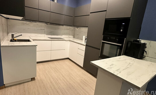 Продажа 2-комн квартиры на вторичном рынке Колпино г, Братьев Радченко ул,  д. 31