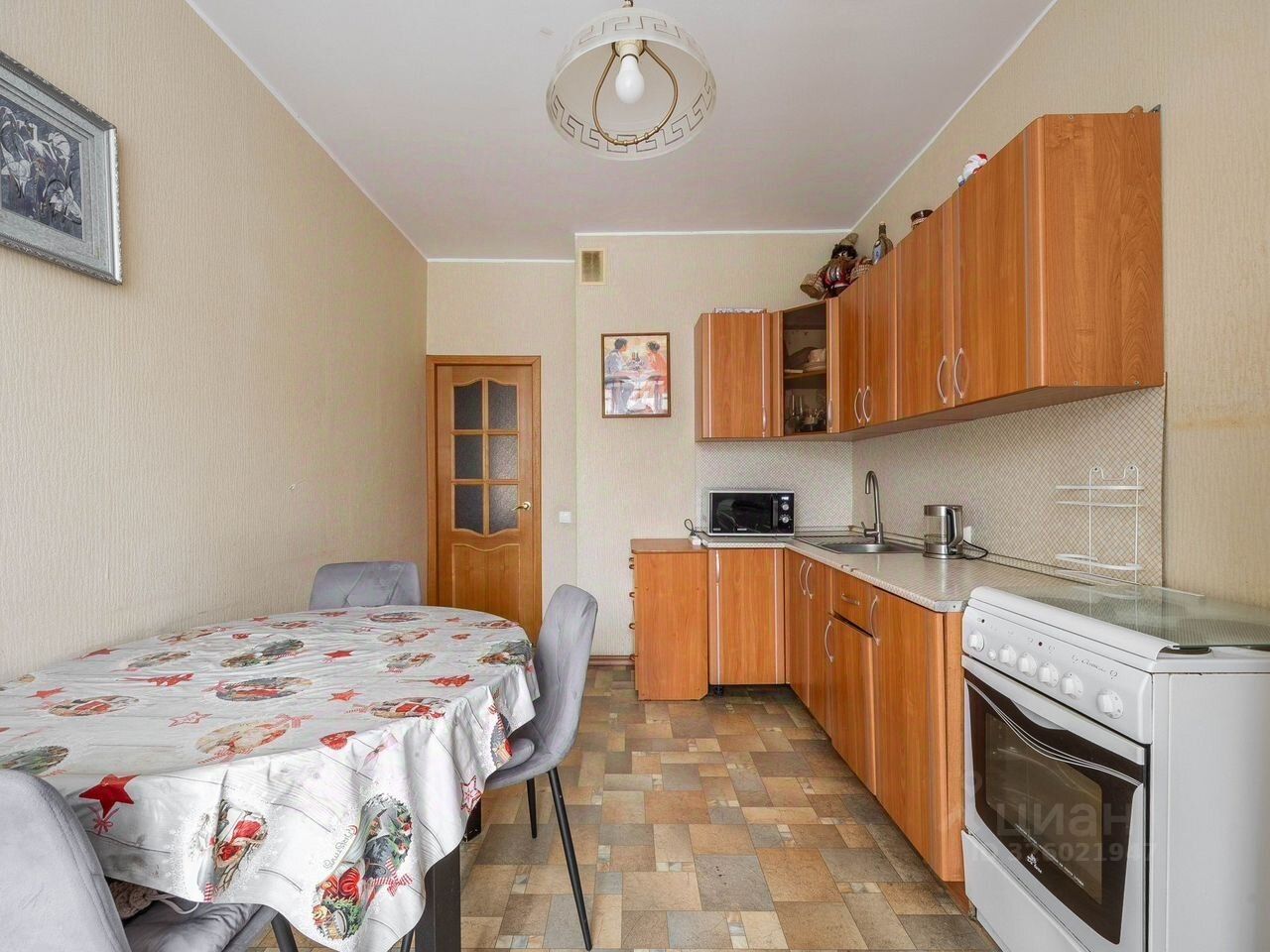 Продажа 1-комн квартиры на вторичном рынке улица Антонова-Овсеенко, 18
