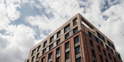 2-комн квартира Малоохтинский пр-кт,  д. 68