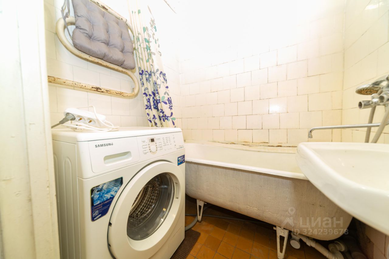 Продажа 1-комн квартиры на вторичном рынке улица Орджоникидзе, 45/1