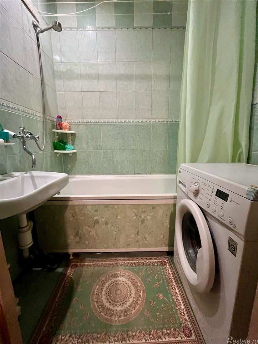 Продажа 2-комн квартиры на вторичном рынке Гатчина, ул Генерала Сандалова, д. 5