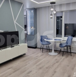 Продажа 3-комн квартиры на вторичном рынке улица Декабристов,  д. 36Б
