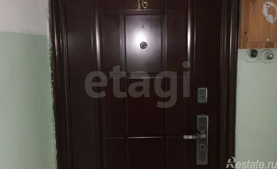 Продажа 2-комн квартиры на вторичном рынке Плановая улица,  д. 24