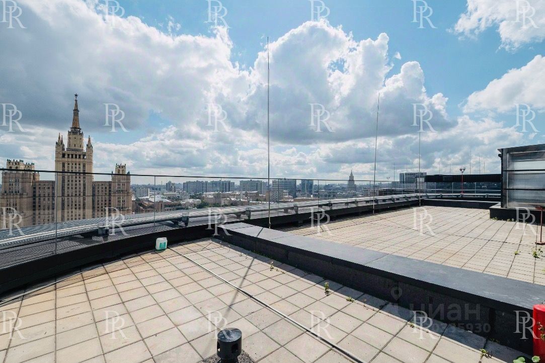 Продажа 6-комн квартиры на вторичном рынке Дружинниковская улица, 15