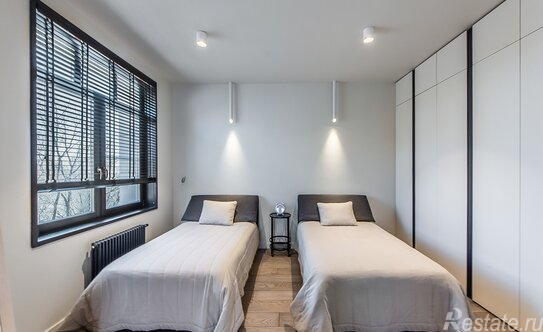 Продажа 4-комн квартиры на вторичном рынке Гжатская улица,  д. 2