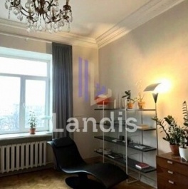 Продажа 2-комн квартиры на вторичном рынке Садовая-Спасская улица