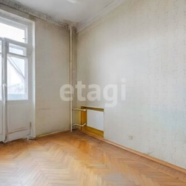 Продажа 6-комн квартиры на вторичном рынке Обуховской обороны пр-кт,  д. 39