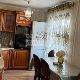 Продажа 3-комн квартиры на вторичном рынке улица Введенского,  д. 27 к2