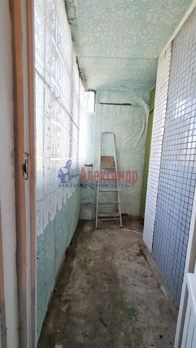 Продажа 2-комн квартиры на вторичном рынке Коммунар г., Павловская ул. ,  д. 3