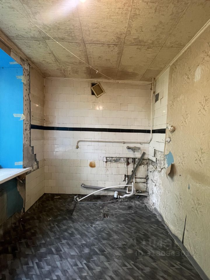 Продажа 2-комн квартиры на вторичном рынке улица Орджоникидзе, 55