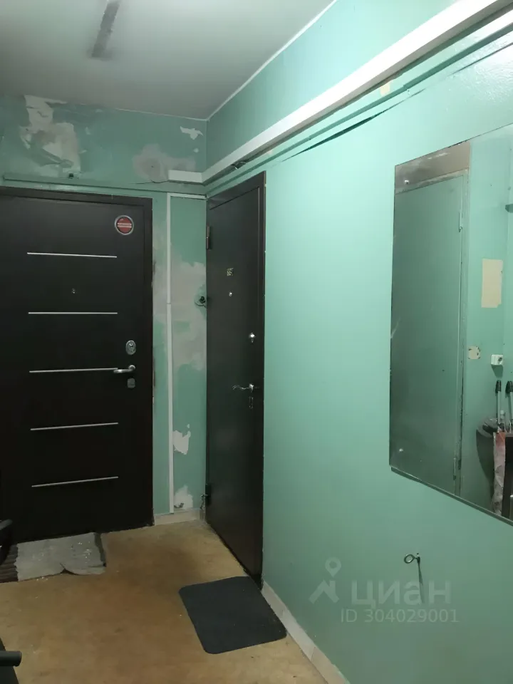 Продажа 2-комн квартиры на вторичном рынке Новоясеневский проспект, 12К1
