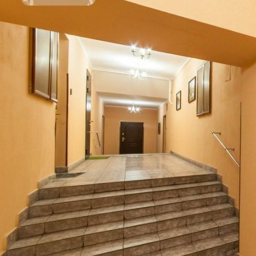 3-комн квартира улица Рылеева, 3