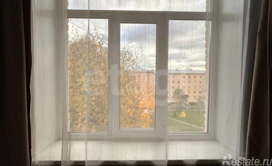 Продажа 2-комн квартиры на вторичном рынке Алтайская улица,  д. 21