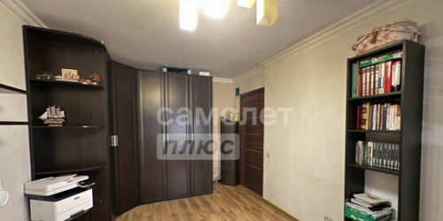 2-комн квартира улица Маршала Тухачевского,  д. 15