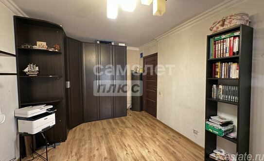 Продажа 2-комн квартиры на вторичном рынке улица Маршала Тухачевского,  д. 15