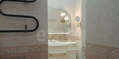 3-комн квартира Кузнецовская улица,  д. 32