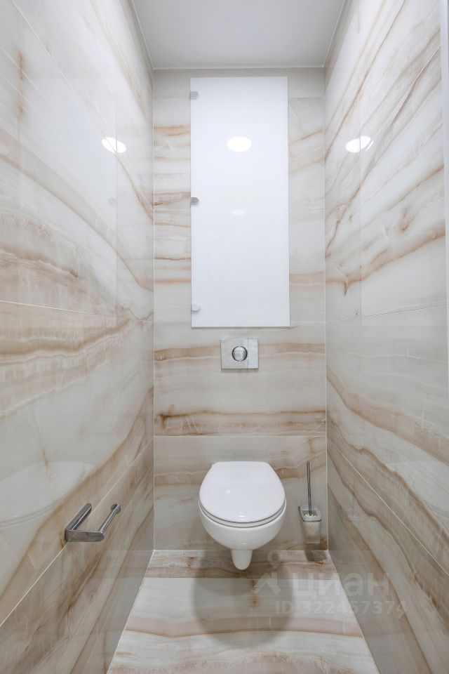 Продажа 2-комн квартиры на вторичном рынке Сертолово, улица Ларина, 15к1