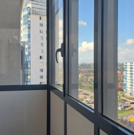 Продажа 2-комн квартиры на вторичном рынке Им Свердлова пгт, Западный проезд,  д. 13/1