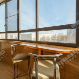 Продажа 2-комн квартиры на вторичном рынке Композиторов ул,  д. 18