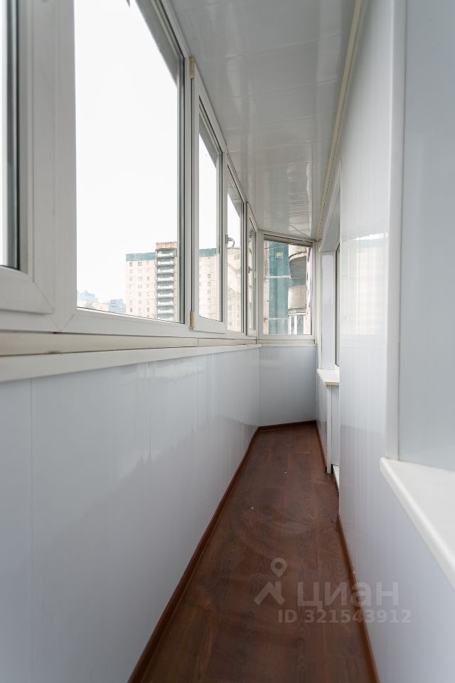 Продажа 3-комн квартиры на вторичном рынке проспект Королева, 27К1