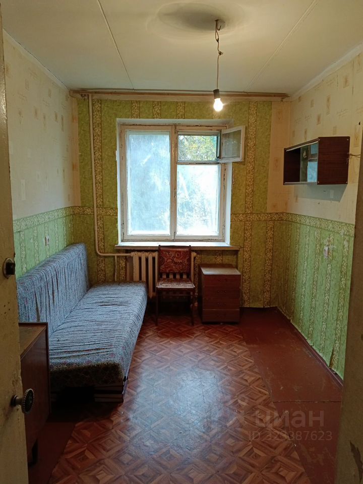 Продажа 3-комн квартиры на вторичном рынке Коломна, улица Ларцевы Поляны, 6