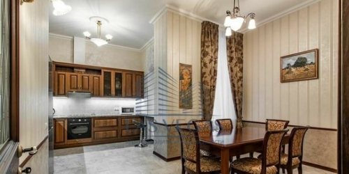 4-комн квартира Греческий пр-кт,  д. 12