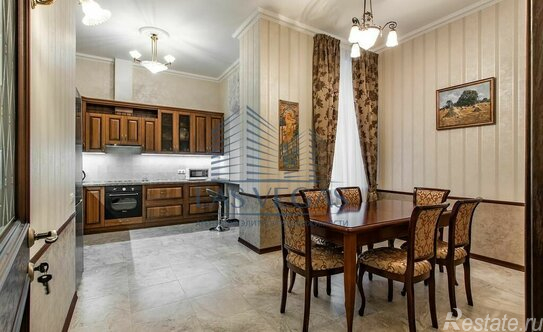 Аренда 4-комн квартиры на вторичном рынке Греческий пр-кт,  д. 12