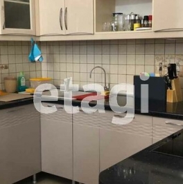 Продажа 2-комн квартиры на вторичном рынке Каменноостровский пр-кт,  д. 34