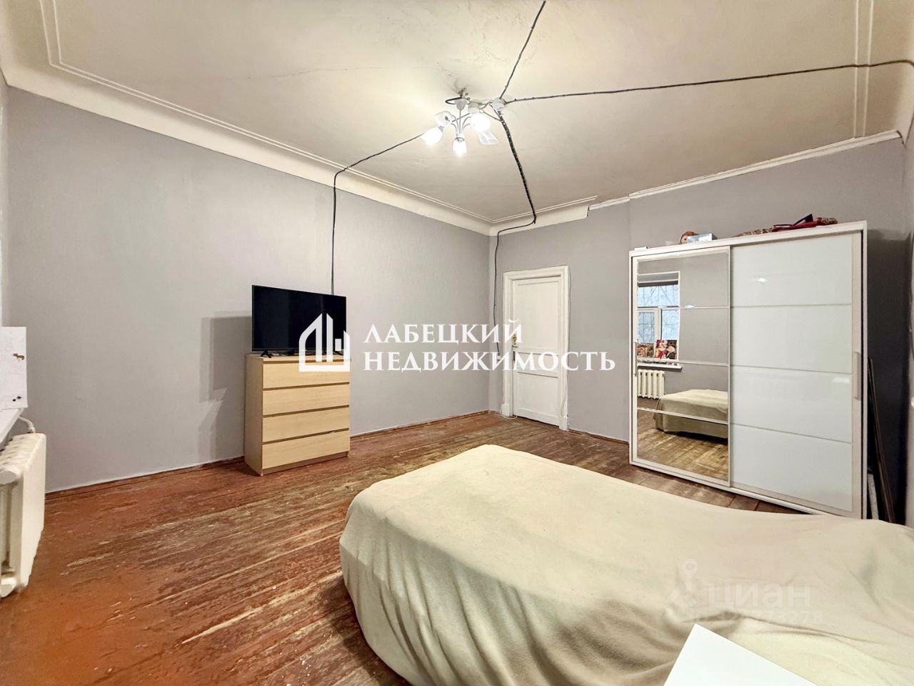 Продажа 2-комн квартиры на вторичном рынке Матвеевский переулок, 2в