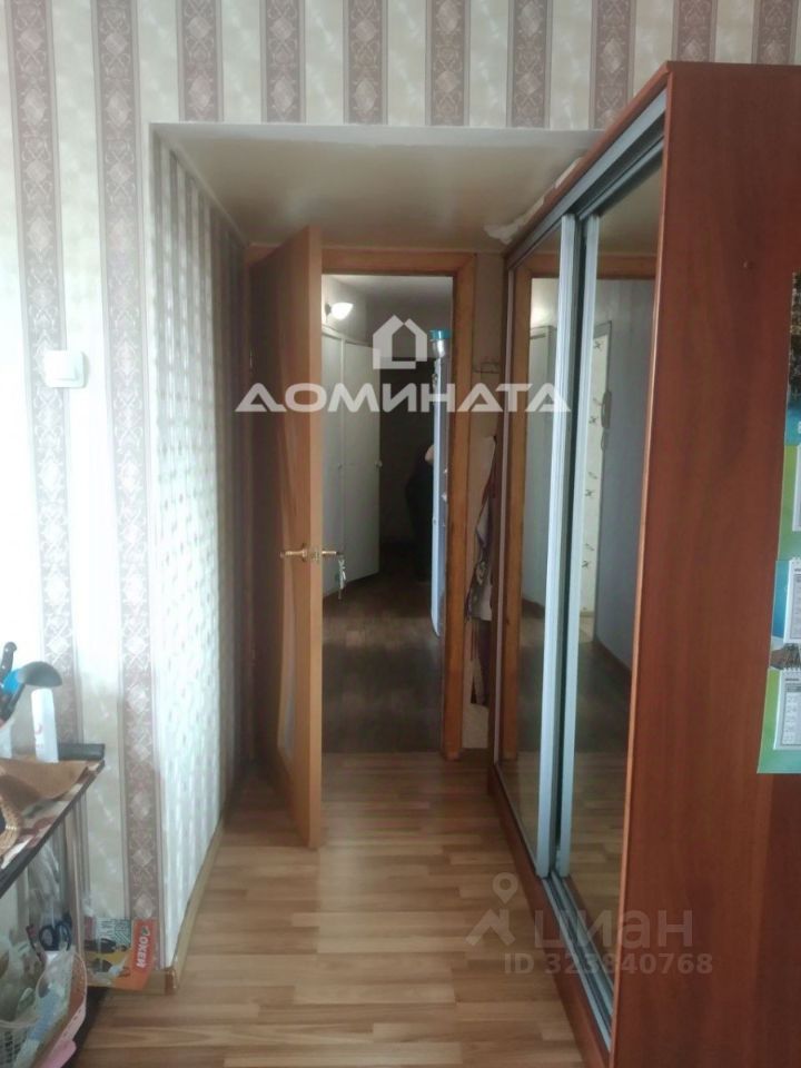 Продажа 4-комн квартиры на вторичном рынке Будапештская улица, 10К2