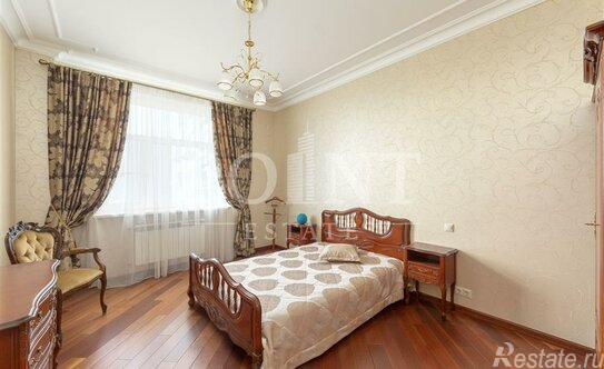 Аренда 4-комн квартиры на вторичном рынке улица Александра Невского,  д. 27