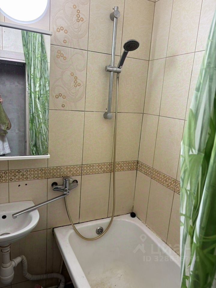 Продажа комнаты улица Добровольцев, 18
