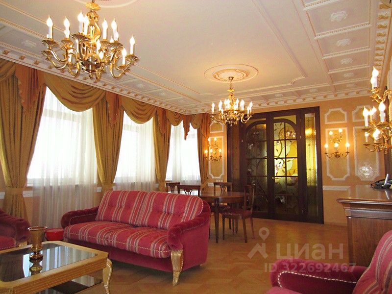 Аренда 3-комн квартиры на вторичном рынке Авиационная улица, 79