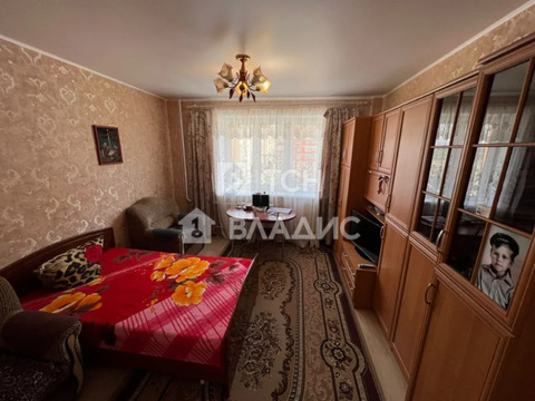 Продажа 1-комн квартиры на вторичном рынке Свердловский, улица Строителей,  д. 8
