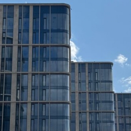 Продажа 4-комн квартиры на вторичном рынке Поклонная улица