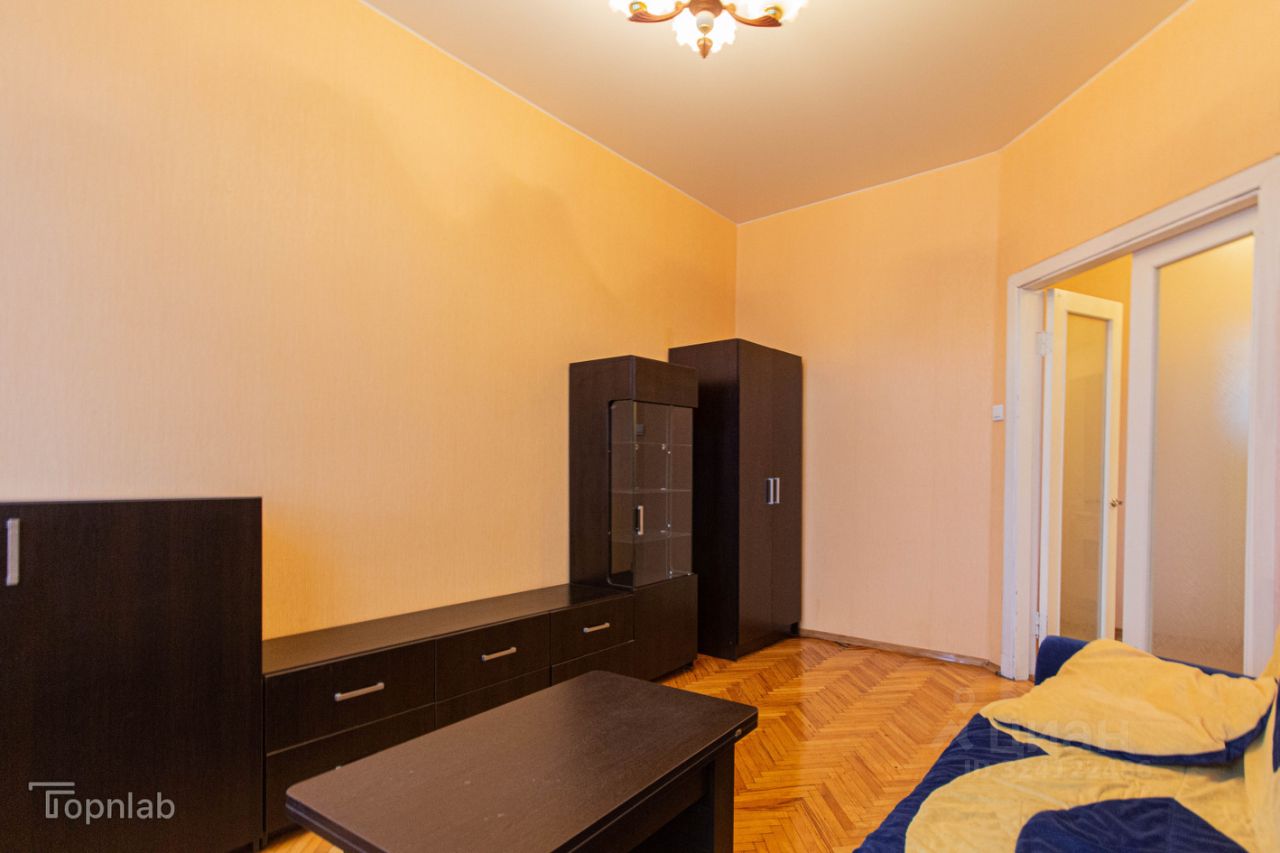 Аренда 3-комн квартиры на вторичном рынке Резная улица, 19/8