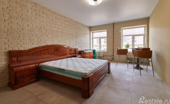 Продажа 4-комн квартиры на вторичном рынке Чайковского ул,  д. 2/7,  к. Л