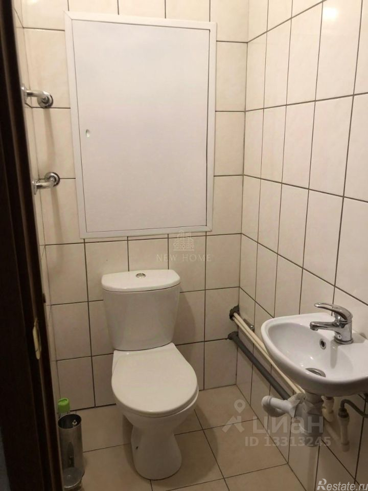 Аренда 2-комн квартиры на вторичном рынке Авиаконструктора Петлякова ул,  д. 25