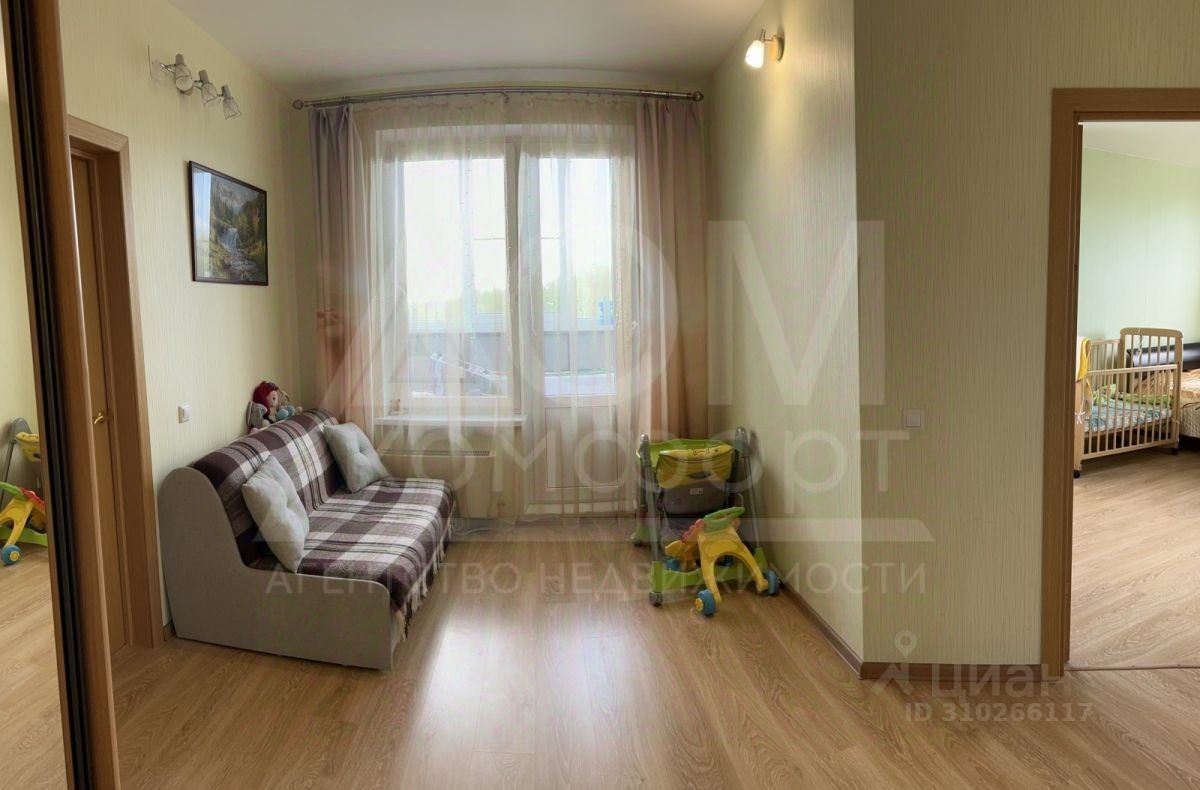 Продажа 2-комн квартиры на вторичном рынке Приозерск, улица Суворова, 40