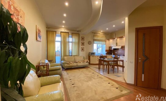 Аренда 3-комн квартиры на вторичном рынке Живописная улица,  д. 48