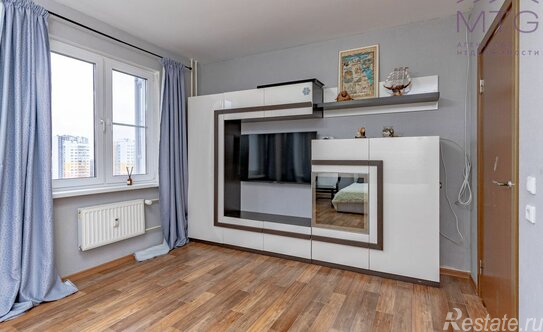 Продажа 2-комн квартиры на вторичном рынке Маршака пр-кт,  д. 14 к2