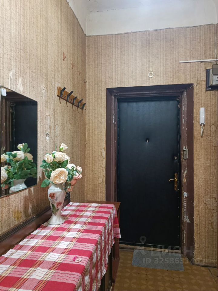 Продажа 2-комн квартиры на вторичном рынке Ступино, улица Горького,  д. 23