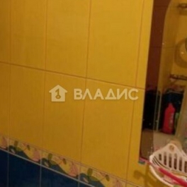 Продажа 2-комн квартиры на вторичном рынке ул Синявинская,  д. 13,  к. 2