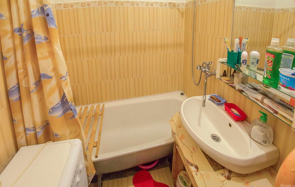 Продажа 2-комн квартиры на вторичном рынке ул Юных пионеров,  д. 18